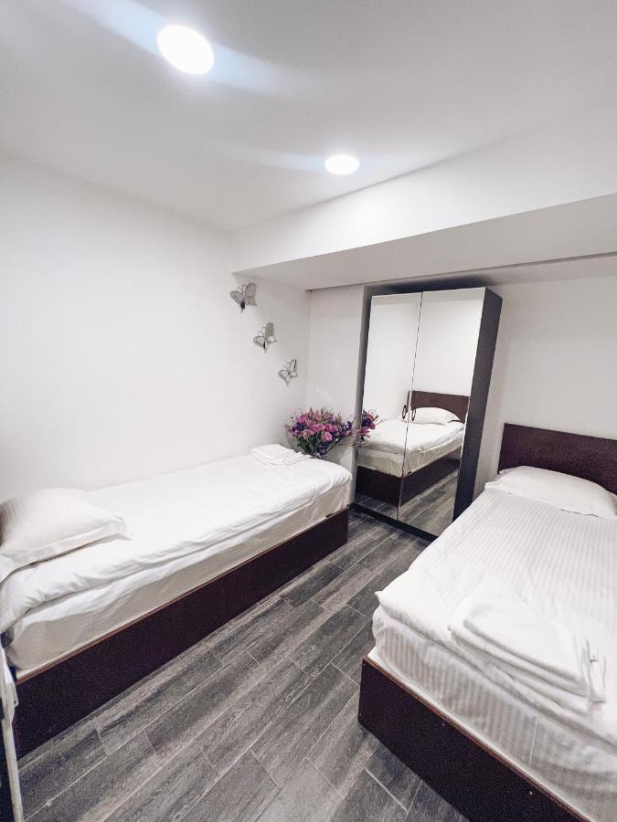 It Hotel Tumanyan Street Yerevan Luaran gambar