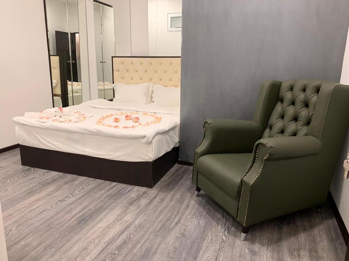 It Hotel Tumanyan Street Yerevan Luaran gambar