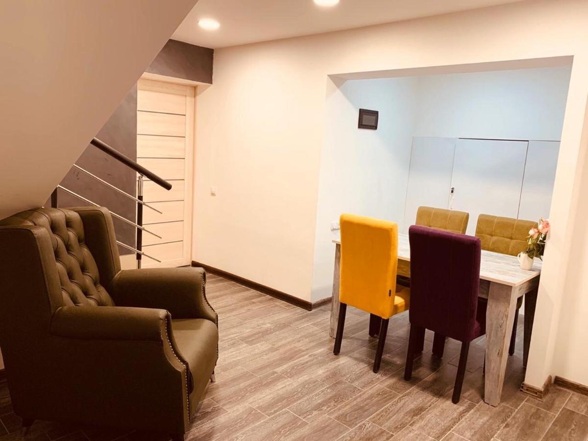 It Hotel Tumanyan Street Yerevan Luaran gambar